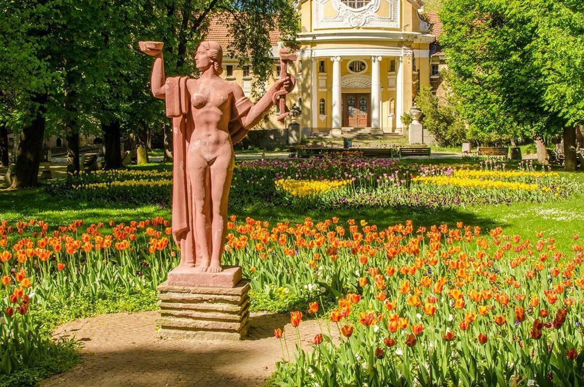 Стаи За Гости Ве-Бо-Ли** Bankya Exterior photo